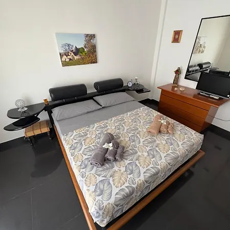 Rossani House Apartmán