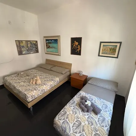 Rossani House Apartmán Bari